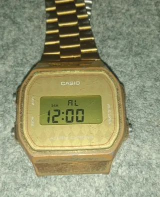 Reloj Casio A168 modulo 1572. Estilo Retro Vintage