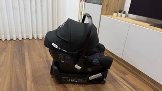 Seggiolino auto Bugaboo Turtle di Nuna + Isofix