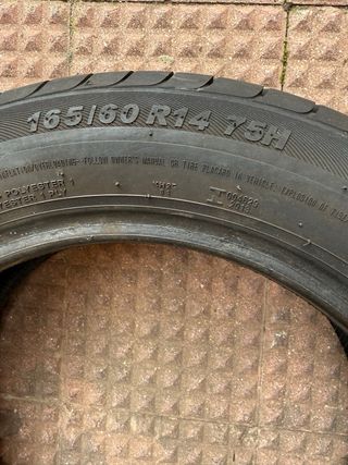 Neumático Kumho 165/60 R14 75H Nuevo