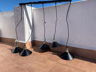 Lámpara Industrial 5 Focos Negra y Dorada