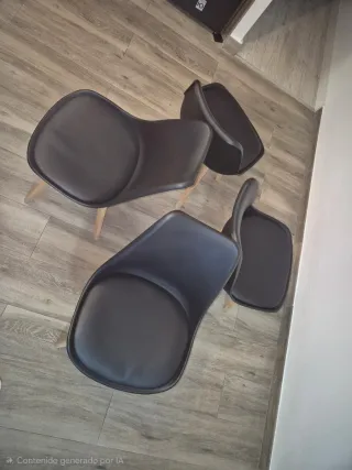 Mesa redonda madera y 4 sillas negras