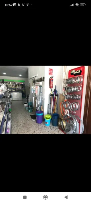 Mobiliario, material y herramientas de ferretería