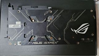 Tarjeta Gráfica ASUS ROG STRIX RX 5700 XT OC 8GB