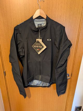 NUEVA Chaqueta OAKLEY ENDURANCE GORETEX talla XL
