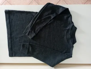 Lote 2 jerseys cuello redondo