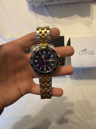 Reloj Lotus Acero Bicolor Esfera Azul
