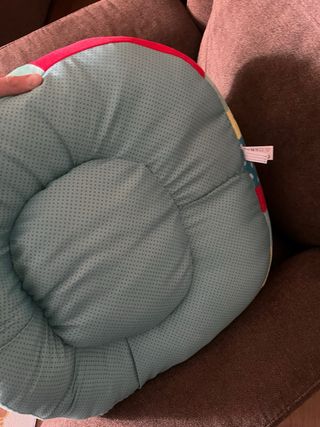 Cojín actividades Sophie la Jirafa