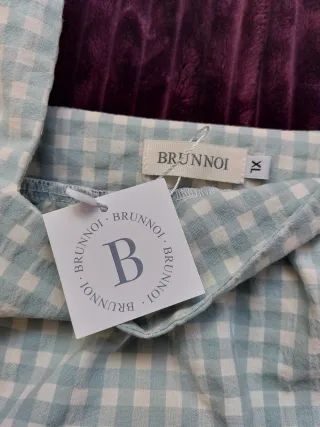 Blusa Brunnoi cuadros talla XL