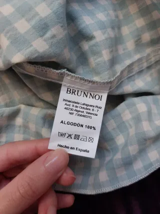 Blusa Brunnoi cuadros talla XL
