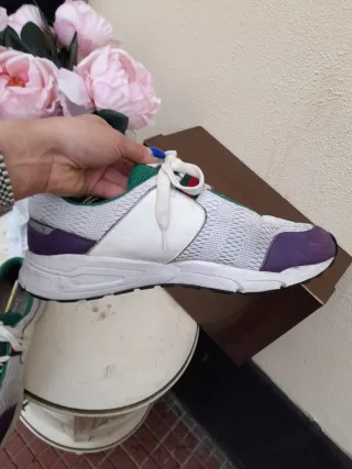 Sneakers Gucci bianche e viola