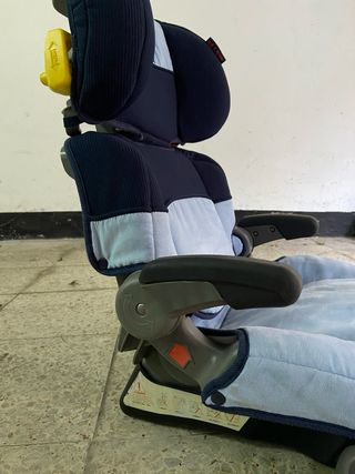 Silla coche infantil azul y marino