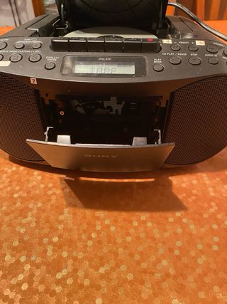 Stereo Sony Radio CD Cassette
