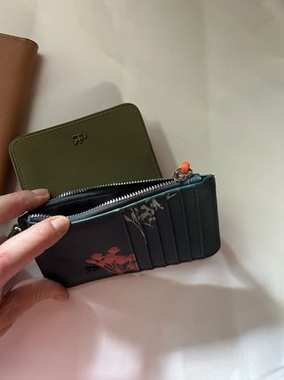 Monederos y cartera Sfera