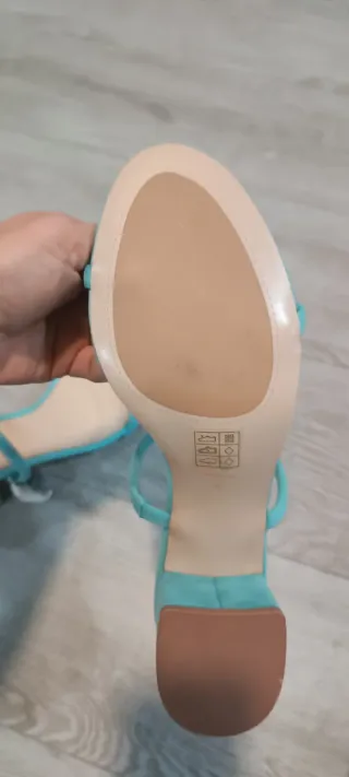 Sandalias Parfois Turquesa Talla 40 sin usar