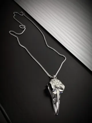 Collana Teschio Corvo