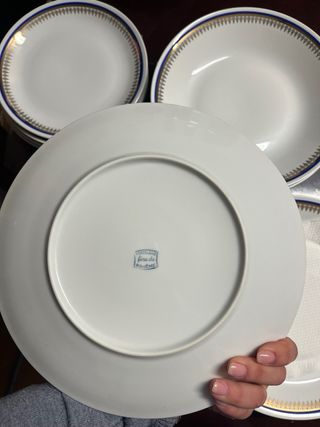 Set piatti x4 persone in porcellana con decoro