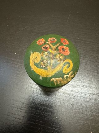 Cajita circular de madera