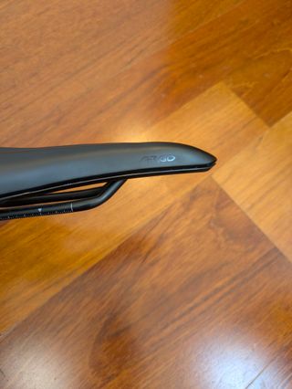 NUEVO Sillín FIZIK ARGO VENTO R5 negro 140MM