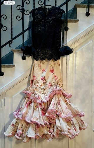 2 Trajes Flamenca Beige y Negro/Caldera