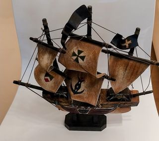 Modellino Santa Maria legno vintage anni '70