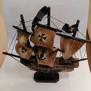 Modellino Santa Maria legno vintage anni '70