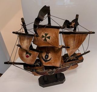 Modellino Santa Maria legno vintage anni '70