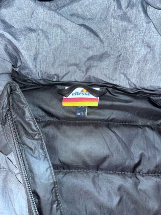 Piumino Ellesse nero e grigio