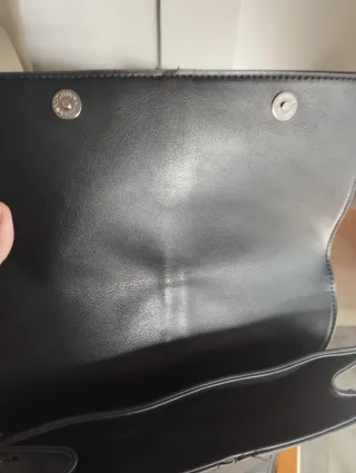 Mochila cuero sintético negra