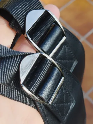 Mochila cuero sintético negra