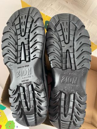 Zapatos de seguridad Zion negros