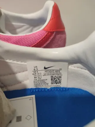 Nike LD-1000 rosas y rojas sin estrenar