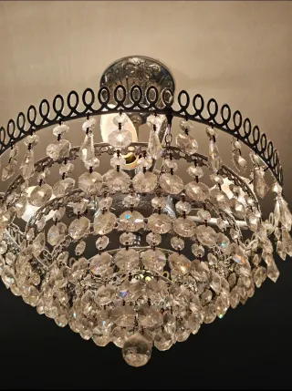 Lámpara de roca con cristales de calidad