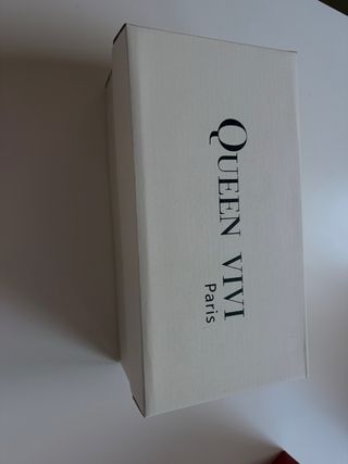 Sandalias tacón Queen Vivi negras con pedrería