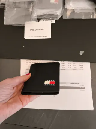 Portafoglio uomo Tommy Hilfiger nero