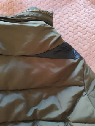 Cazadora acolchada mujer verde