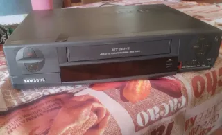 Grabadora-reproductora VHS Samsung Jet Drive