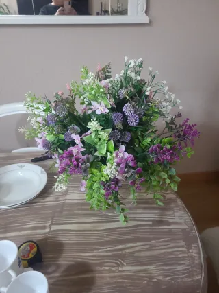 Ramo de flores artificiales decorativas