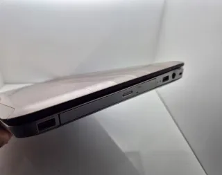 Ordenador portátil HP Plata y Negro