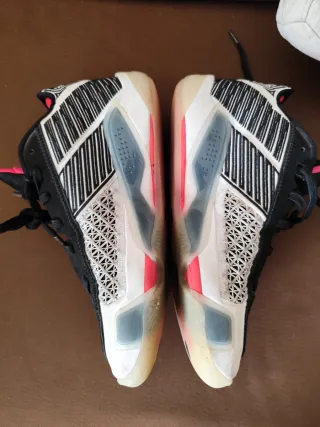 Zapatillas Jordan AJ Negras y Rosas