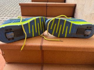 Zapatillas con ruedas Wohs
