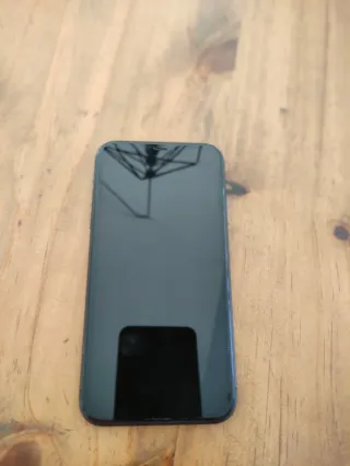 iPhone 11 64 GB Negro