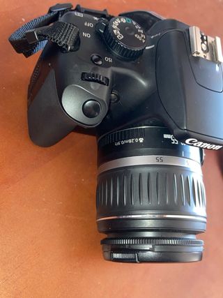 Cámara Canon EOS 1000D + Lente 18-55mm