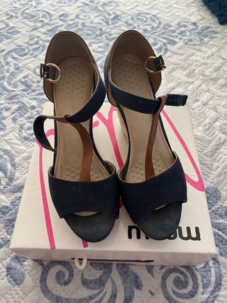 Sandalias cuña Moow marino y marrón Talla 40
