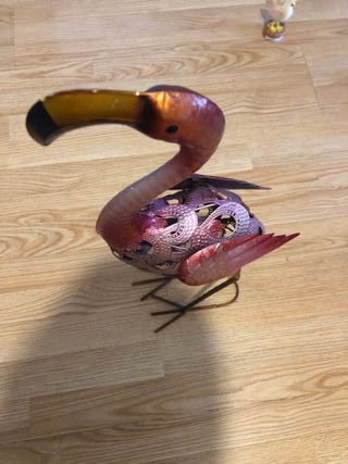 Flamenco decorativo metálico