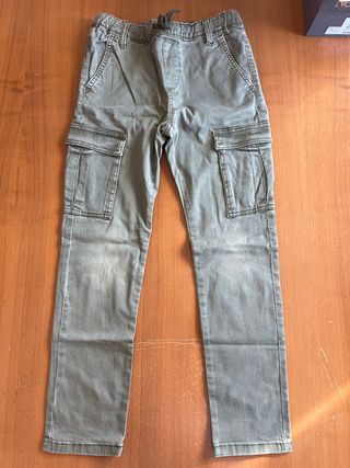 Pantalón chino Benetton verde talla 10 años