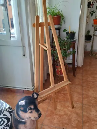 Caballete de madera para pintar