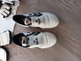 Conjunto Taekwondo Daedo,la mitad está nuevo.