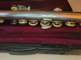 Flauta travesera Yamaha YFL 281 SII