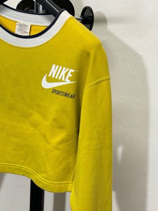 Felpa corta Nike gialla