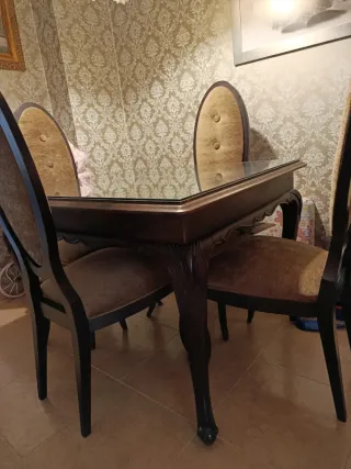 Conjunto mesa y sillas madera